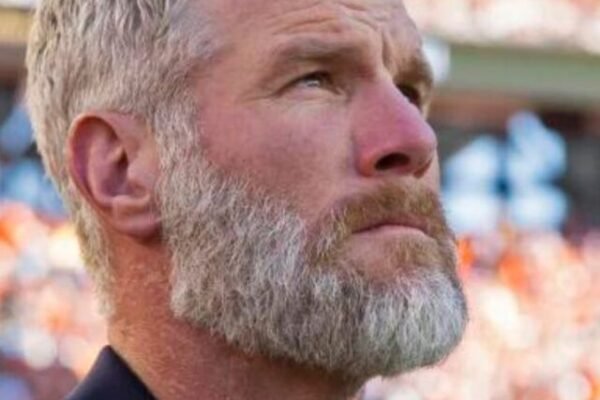 Brett Favre: The Gunslinger of the NFL