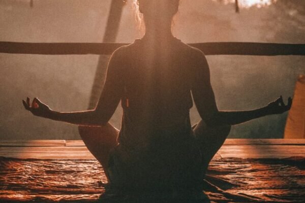 5 Easy Yoga Poses for Beginners