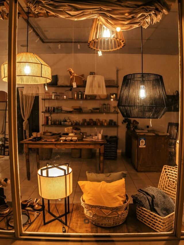 Top 6 Cozy Fall Destinations for a Relaxing Getaway